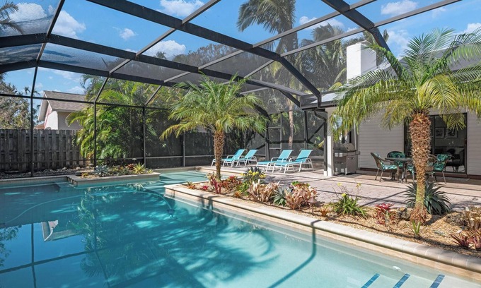 Palma Sola House | ⚓ Agave Sun! Modern, tropical pool home just off Anna Maria Island!⚓