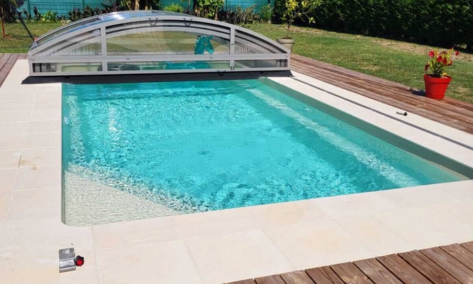 Carcans House | Agréable Maison Familial Avec Piscine Sécurisée par un Dôme