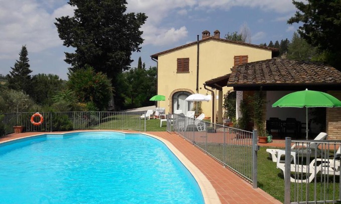 Gambassi Terme Apartment | AGRITURISMO IL PINO - APPARTAMENTO QUERCE
