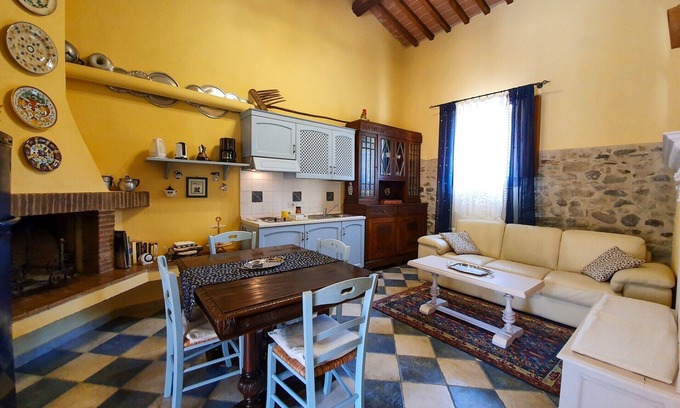 Pontito Apartment | Agriturismo La Valle dei Castagni - Apartment Ortensia