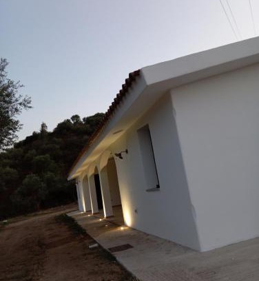 Loculi House | Agriturismo Neunele