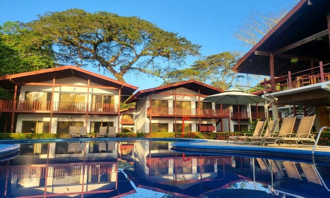 Puerto Jimenez Resort | Agua Dulce On The Beach