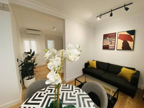 Puerta del Angel Apartment | AH - Estudio Moderno en Madrid Río a 10 Min del Centro