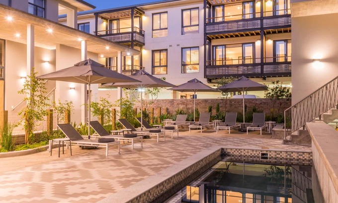 Knysna Hotel | aha The Rex Hotel