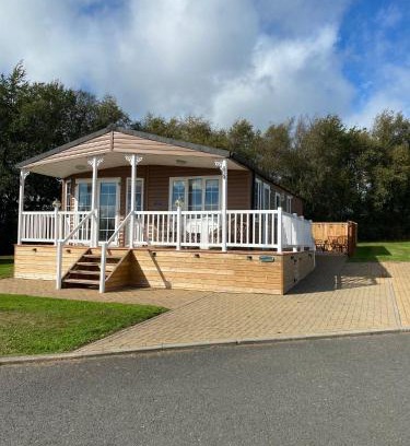 Swarland House | Aintree Lodge - Hot Tub - Northumberland