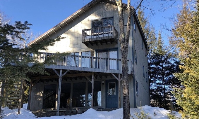 Carrabassett Valley House | Air conditioned house! Private house and yard close to golf, hiking, and biking