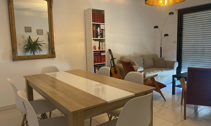 Montpellier-Centre Apartment | Air-conditioned apartment with terrace Albert 1er