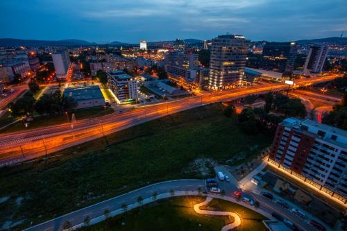 Bratislava Apartment | Air-Conditioned City View Apartment 24h check-in