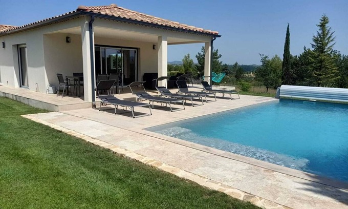 Potelieres Villa | Air-conditioned villa, sleeps 8, Individual pool, Gard limite Ardèche, Uzès