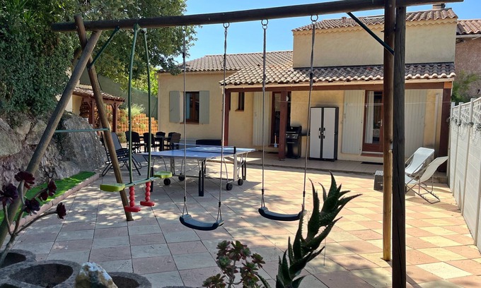 Hyeres Villa | Air conditioned villa, 5 min from beaches, peaceful neighborhood, private yard