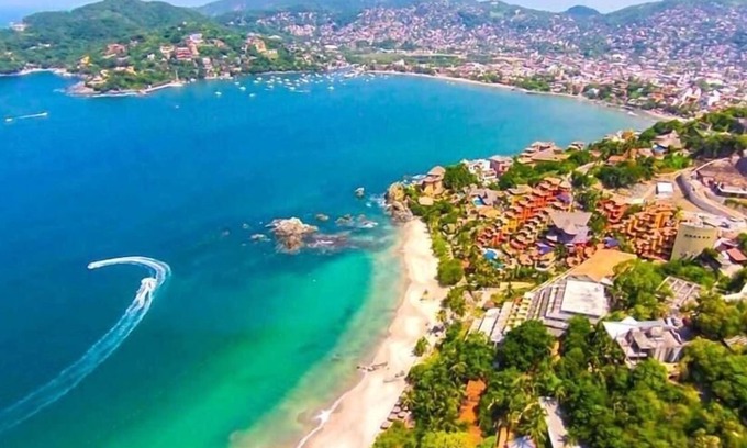 Ixtapa Condo | Air-conditioned Zihuatanejo - Close To Beaches & World Class Snorkeling! 2 Bedroom Condo by Redawning