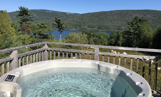 Hall Quarry Cottage | AIR CONDITIONING-Hot Tub-Fire Pit-Views of Somes Sound and Acadia National Park