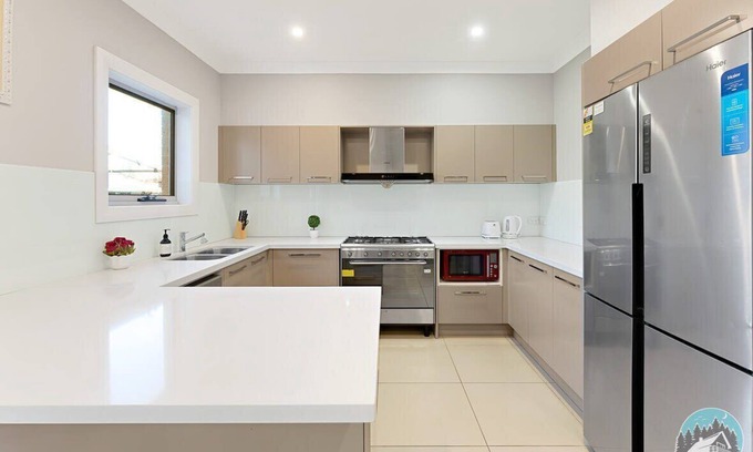 Kellyville House | Aircabin - Kellyville - Sydney Cozy - 4 Beds House