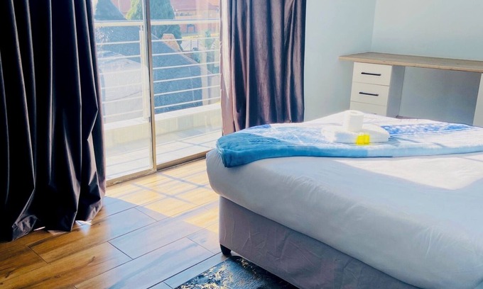 Kempton Park House | Airport Imperial Guest House