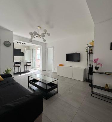 Contrada Pantano d'Arci Apartment | Airport Loft - Casa Giulia