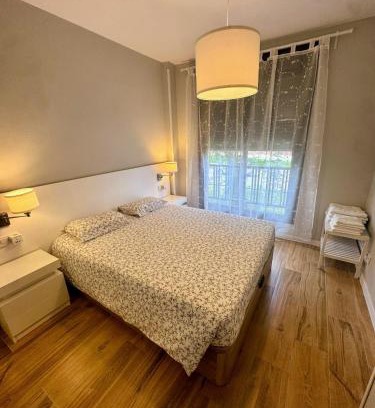 Rejas Apartment | Airport Madrid Plenilunio Suites blue