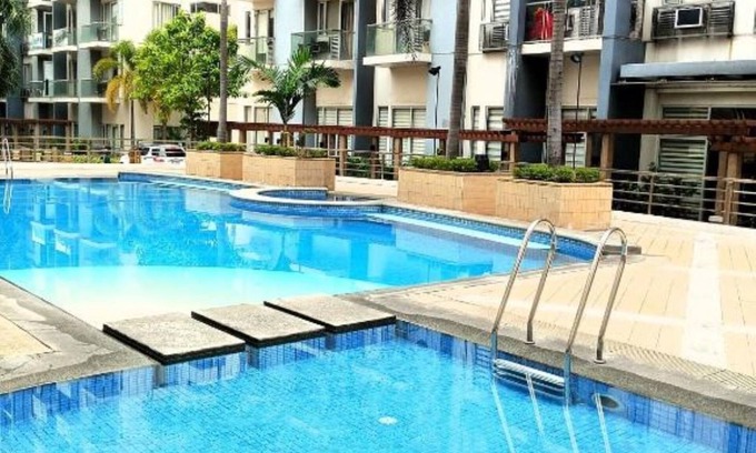 Moonwalk Apartment | Airport Palm Tree Manila - 6