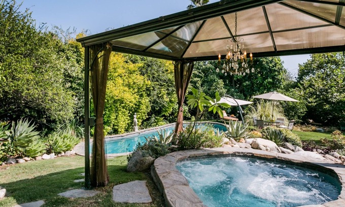 Altadena House | Airstream Urban Campsite