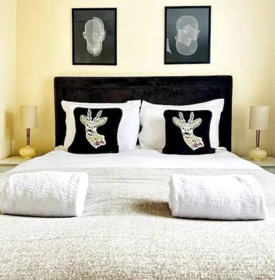 Bristol Old City Apartment | Airy central two-bed Suite