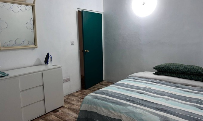 Mahaut Apartment | Airy one bedroom with a relaxing atmosphere
