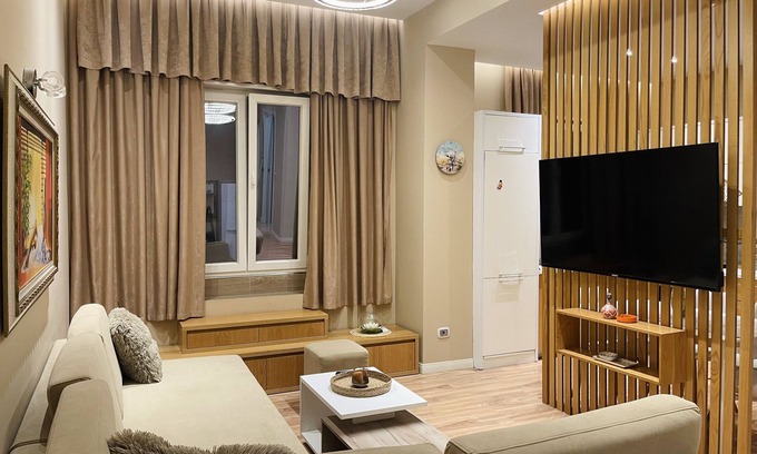 Blloku Apartment | AJ Apartments: City Center View Apartment