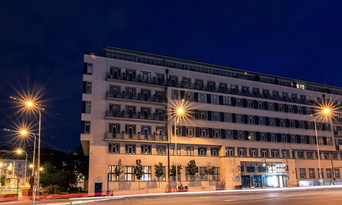 Smichov Hotel | Akcent hotel