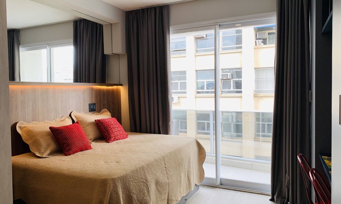 Central Zone Apartment | Akile Luz