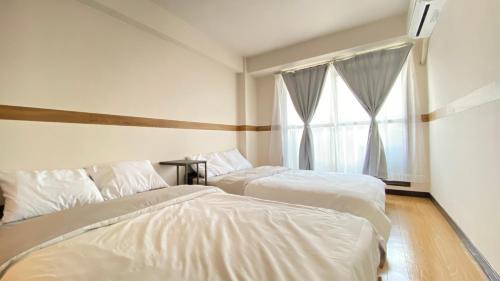 Shinsekai Apartment | AkiraHome Tsutenkaku