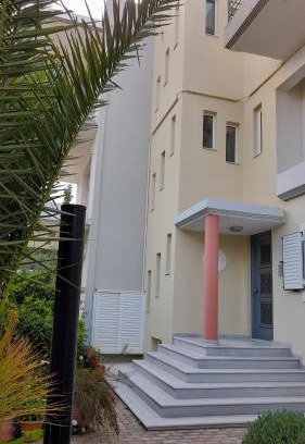Paralia Porovitsis Apartment | Akrata Rose Garden Apartments II