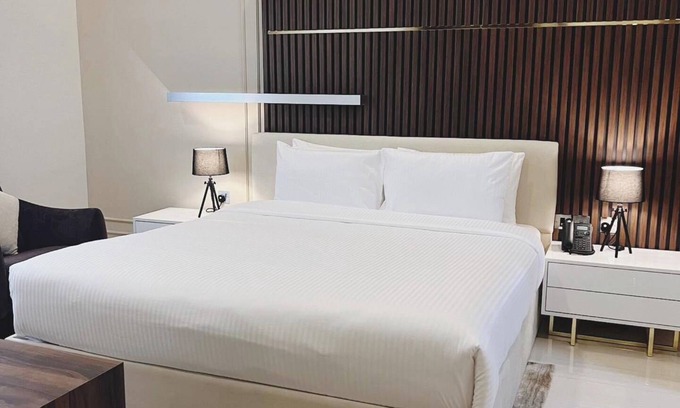 Old Airport Apartment | Al-Fakhama Plaza