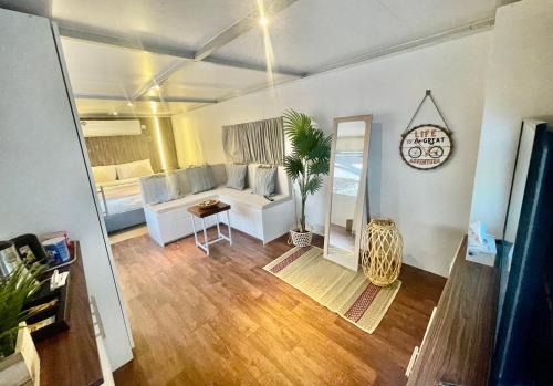 Al Gissemari Other | Al shalal caravan