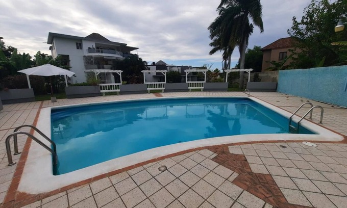 IronShore Estates Cottage | Alamanda Cottage at Serenity