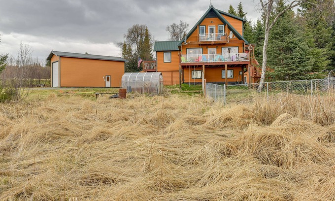 Fritz Creek House | Alaska Vacation Rental w/ Deck + Mountain Views!