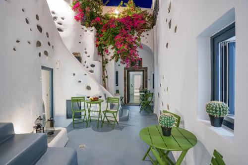 Fira Apartment | Alba Caverns