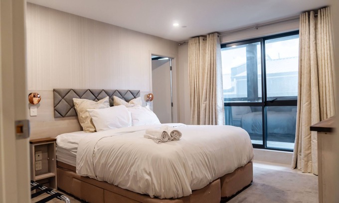 Auckland Apartment | Albert Luxury Suites