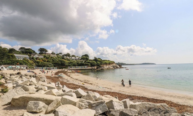 Falmouth Cottage | Albert's Den