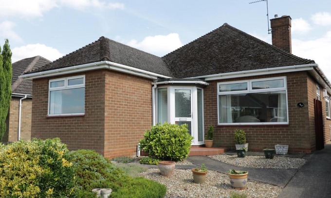 Lincoln House | Alberts Lodge