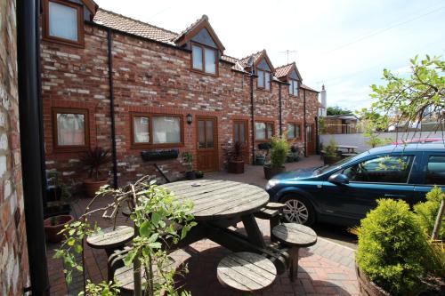 Bridlington House | Albion Cottages