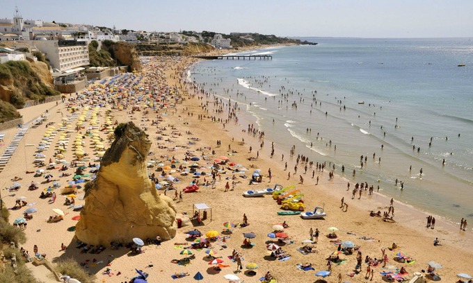 Pata de Baixo Apartment | Albufeira 1 Bedroom Apartment 5 min From Falesia Beach and Close to Center! D