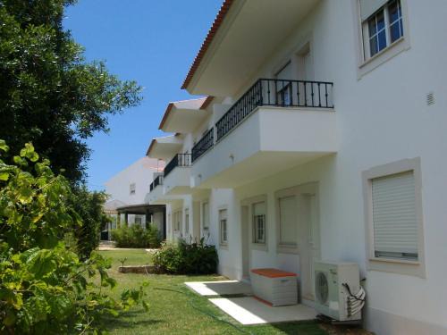 Pata de Baixo Apartment | Albufeira 2 bedroom apartment 5 min from Falesia beach and close to center B