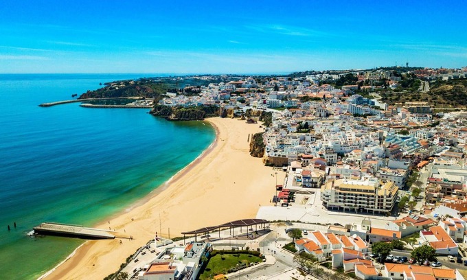 Areias de Sao Joao Apartment | Albufeira Central 1 by Homing