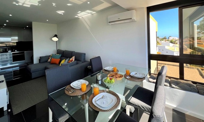 The Strip Apartment | Albufeira Central 2 by Homing