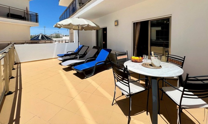 Correeira Apartment | Albufeira Terrace With Pool by Homing