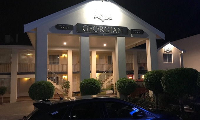 Albury Hotel | Albury Georgian Motel & Suites
