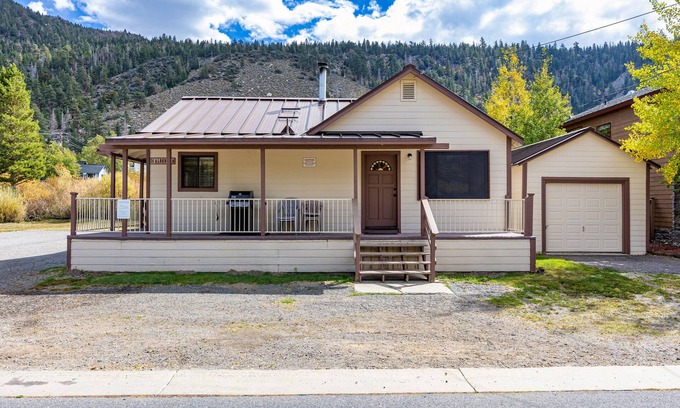 June Lake House | Alderman 2a - A cozy, pet-friendly bungalow