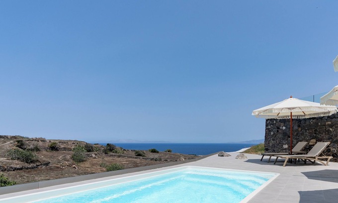 Tholos Hotel | Alegria by Casa Sigalas