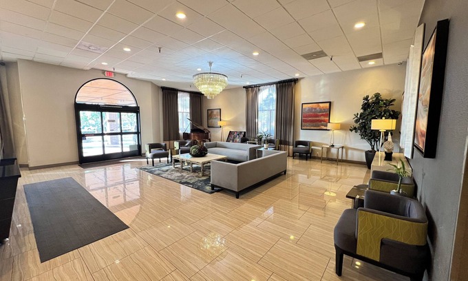 Alhambra Hotel | Alhambra Hotel