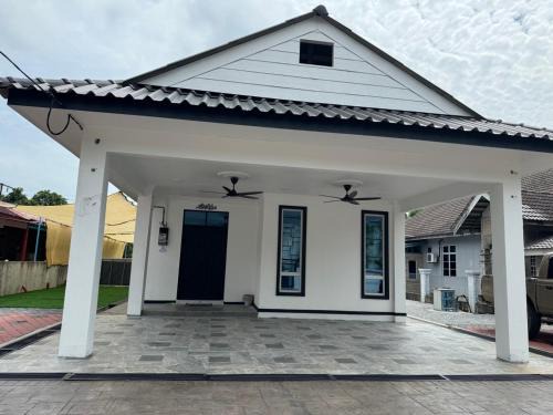 Jeli House | Ali Homestay Jeli