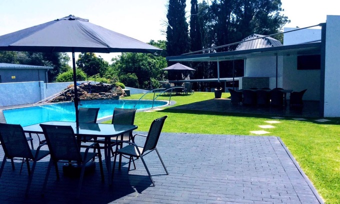 Greater Johannesburg Metropolitan Area Bed & Breakfast | Alicats Place Executive Lodge & Conference