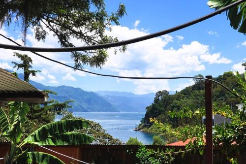 San Juan La Laguna House | Aliix Sapo Rooms